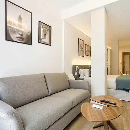 Dobo Madrid Rio Apartment Exterior photo