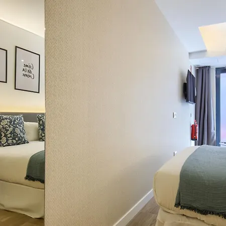 Dobo Madrid Rio Apartment Room photo