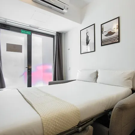 Dobo Madrid Rio Apartment Exterior photo
