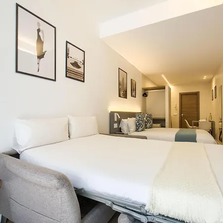Dobo Madrid Rio Apartment Exterior photo